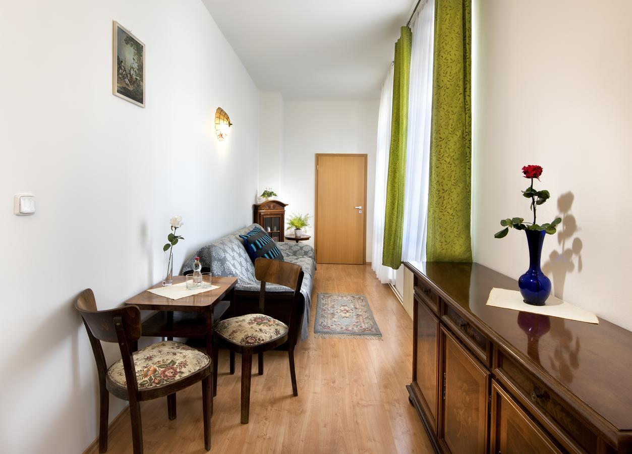 Penzion Central Zvolen Buitenkant foto